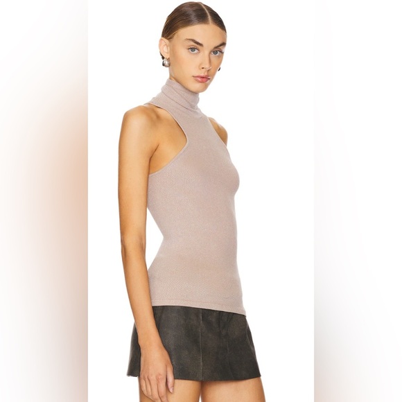 Always Ready Seamless NWOT mocha meringue - Picture 1 of 5
